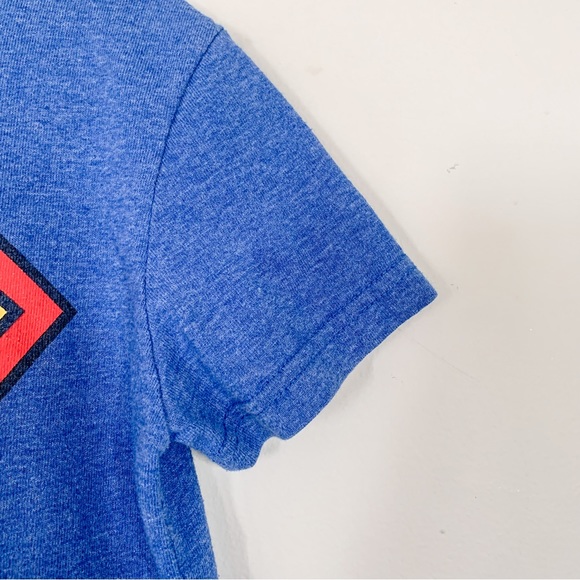 DC Comics • Superman T-Shirt - Picture 4 of 5